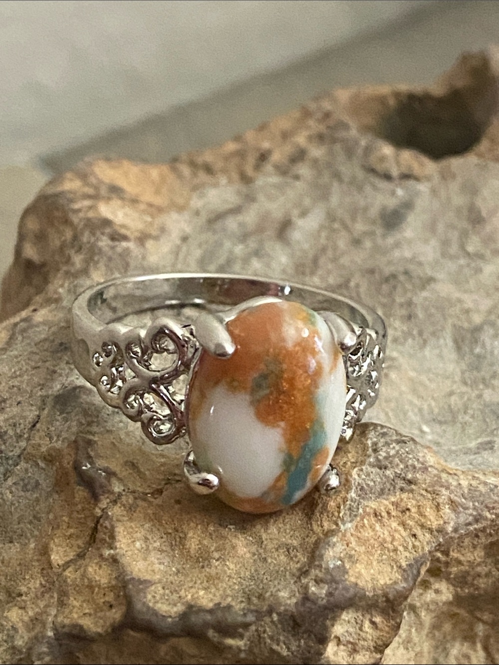 5/$10❤️❤️❤️NEW Silver Tone Zinc Alloy Resin Cabochon Ring
